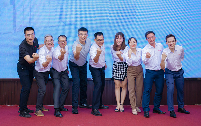 公司團(tuán)隊(duì)